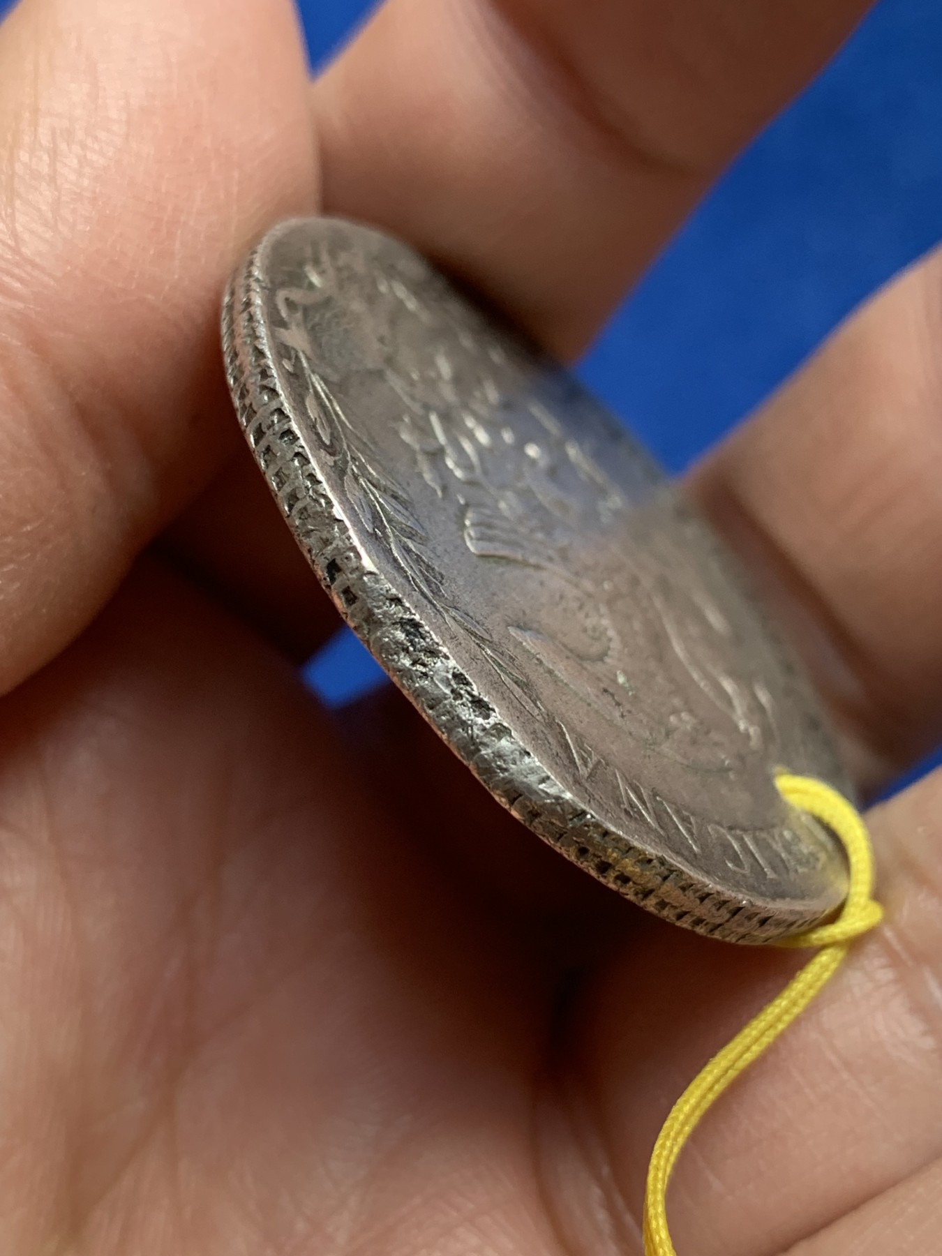 《竞宝斋》第244场-周日，周一 新年开场 (全场包邮) 墨西哥1889年打孔花边鹰洋银币