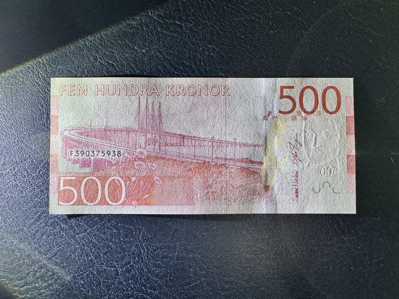 收藏联盟Quantum Auction 第328期拍卖  瑞典2015年500克朗 品相UNC 号码全程无4 女高音歌唱家 比尔吉特 · 尼尔森