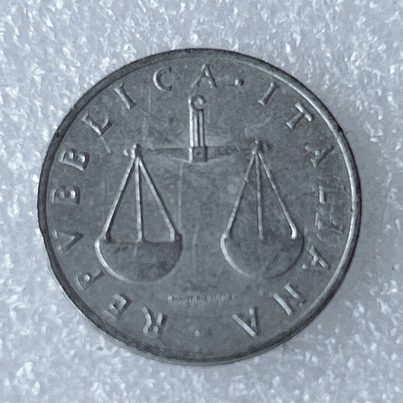 海外回流1元起拍小铺 各国钱币散币场 第8期 意大利1955年1里拉 天平