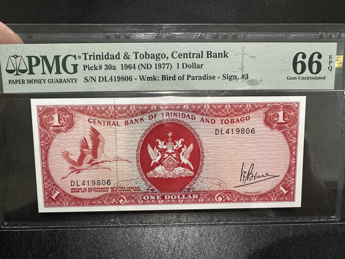 《外钞收藏家》第三百四十五期 1964年特里达尼亚和多巴哥1刀 PMG66