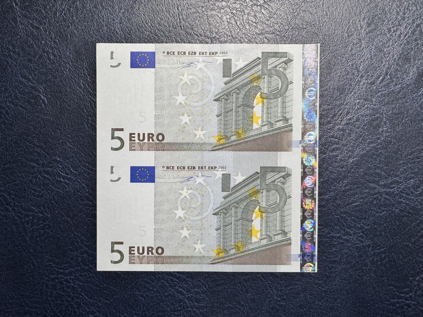 收藏联盟Quantum Auction 第328期拍卖  欧盟国家德国2002年5欧元两联体 品相UNC 角尖微瑕 稀少第一签名