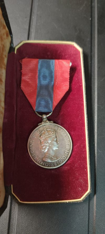 全场0元起拍，第16期，周六（3.9）晚8点开始， - 帝国服务奖章带盒，银质