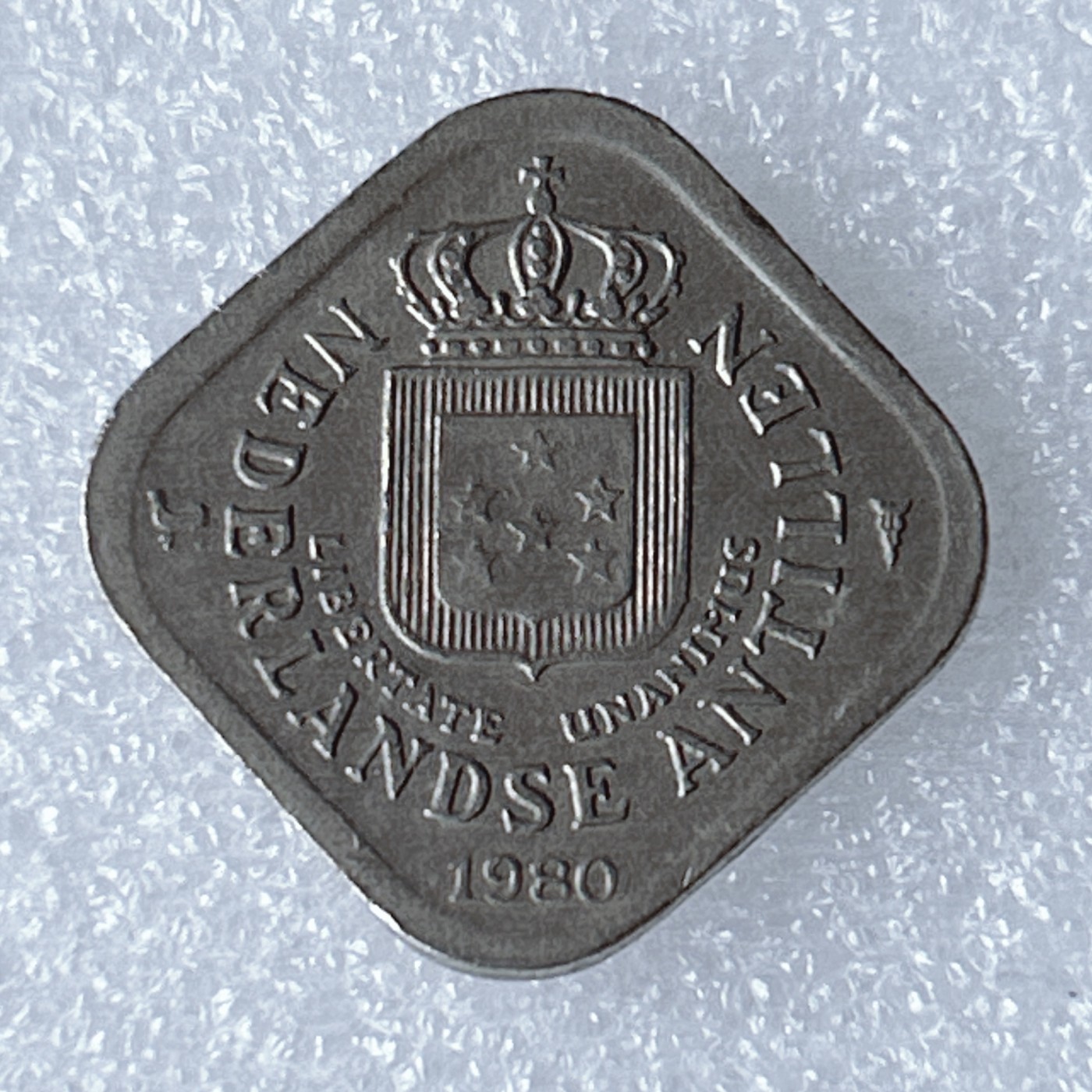 海外回流1元起拍小铺 各国钱币散币场 第8期 荷属安德列斯1980年5分方形币