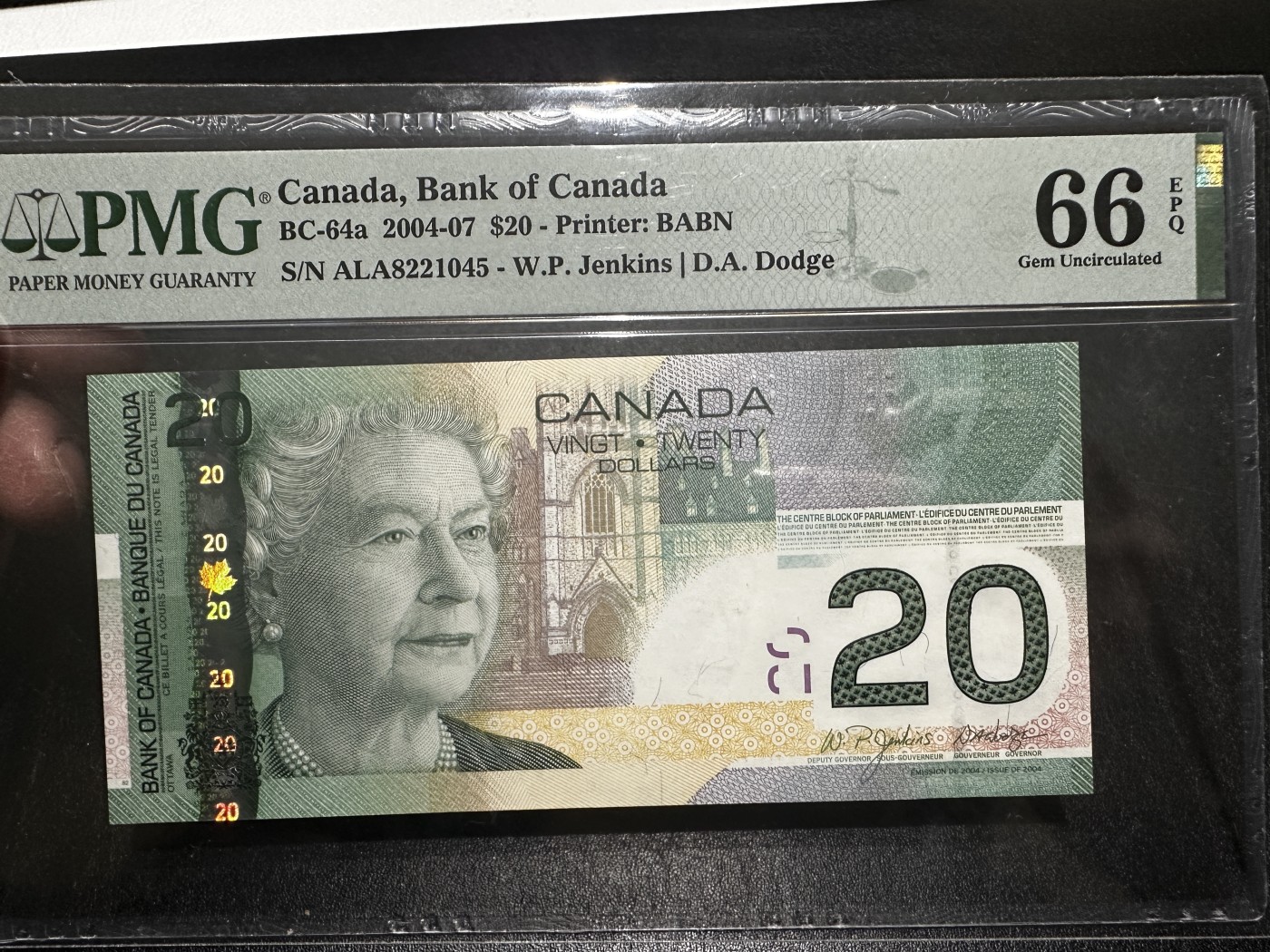 《外钞收藏家》第三百四十五期 2004-2007年加拿大旅版20元 PMG66 获奖钞