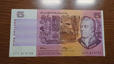 【世界钱币】精选微拍第94期暨2024年第五期 评级币裸钞场 澳大利亚纸币5元 全新绝品无47尾号132