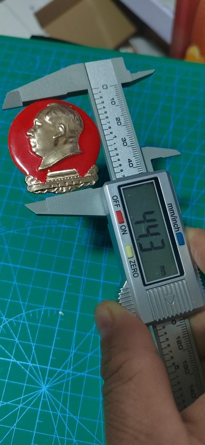 毛主席像章专场 🔥🔥🔥🔥毛主席像章，44.3毫米