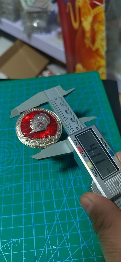 毛主席像章专场 🔥🔥🔥🔥毛主席像章，41.1毫米