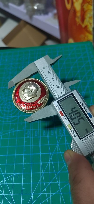 毛主席像章专场 🔥🔥🔥🔥毛主席像章，40.5毫米