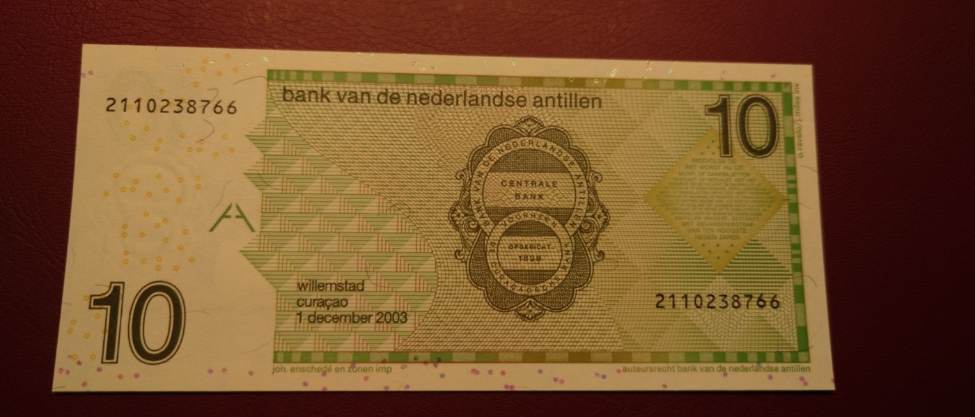 【世界钱币】精选微拍第95期暨2024年第六期 评级币裸钞场 2003年荷属安地列斯群岛10元 全新绝品无4尾号730