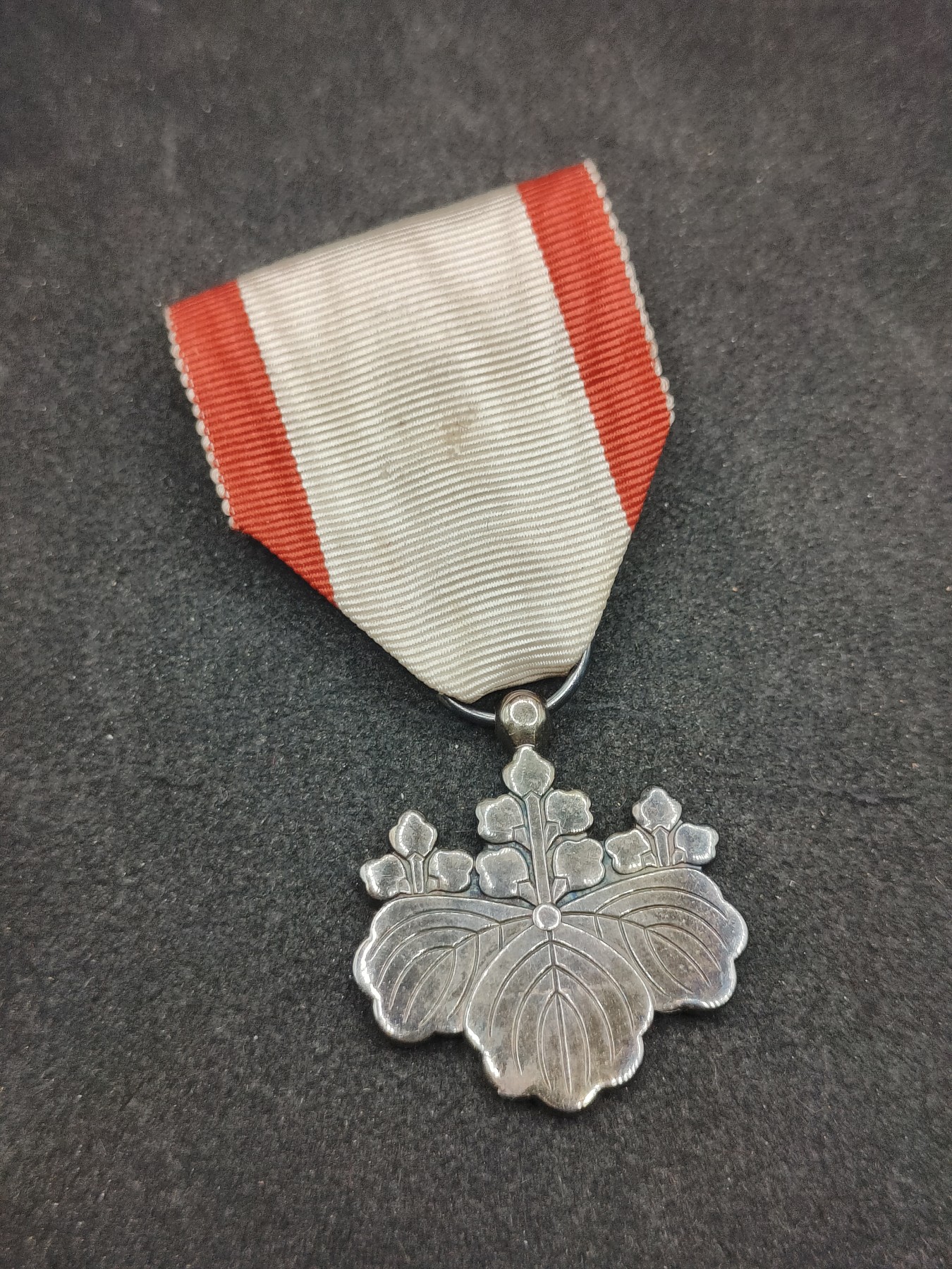 全场0元起拍 第137期 咸鱼国勋章拍卖专场 3月10日（周日）下午6：00开始 日本白叶裸章 纯银制