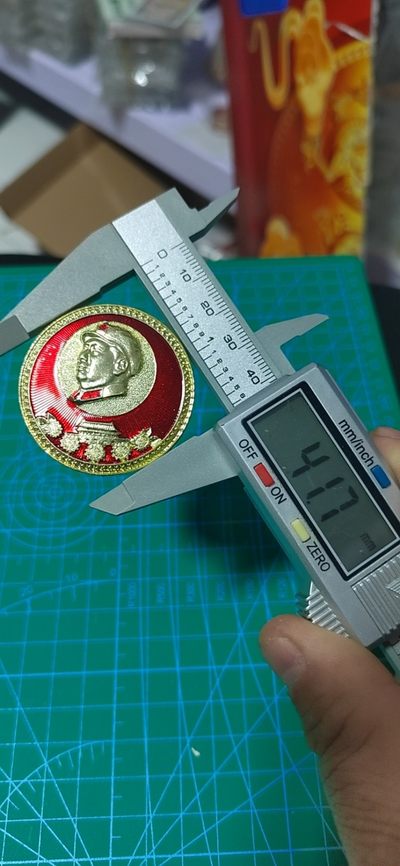 毛主席像章专场 🔥🔥🔥🔥毛主席像章，41.7毫米