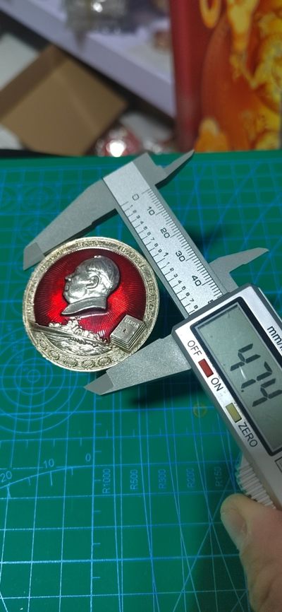 毛主席像章专场 🔥🔥🔥🔥毛主席像章，47.4毫米