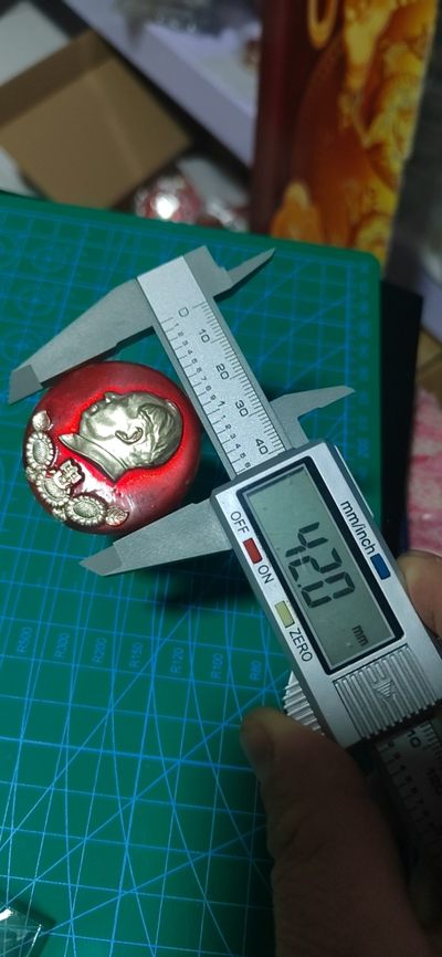 毛主席像章专场 🔥🔥🔥🔥毛主席像章，42毫米