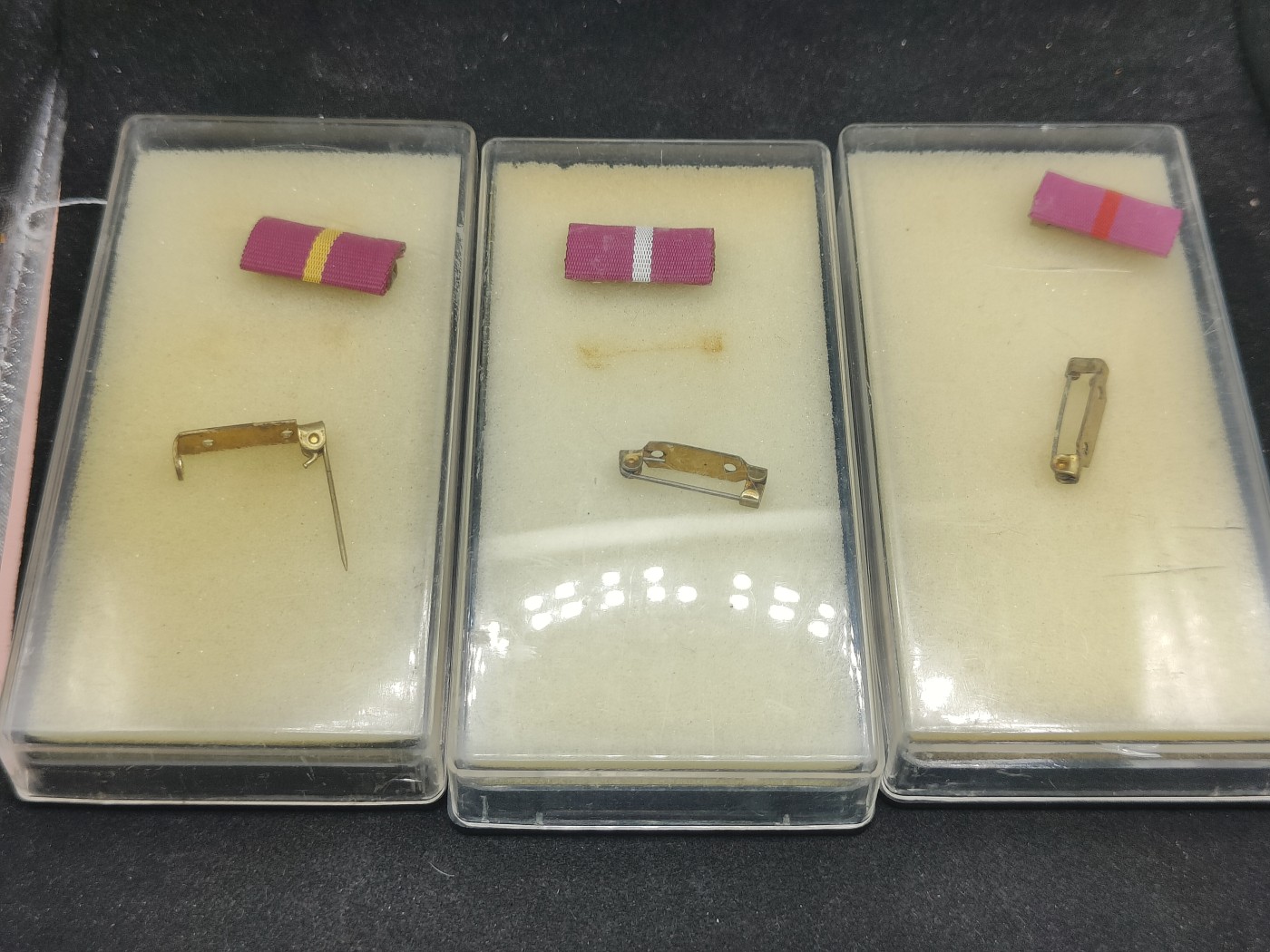 全场0元起拍 第137期 咸鱼国勋章拍卖专场 3月10日（周日）下午6：00开始 东德民防章 盒+略