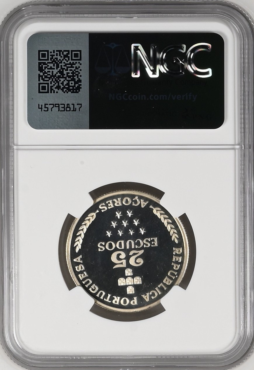 长老汇龙年精选第二场 1980 葡属亚述尔25埃斯库多斯精制银币，NGC PF68UC，三枚冠军分之一，发行量12000枚