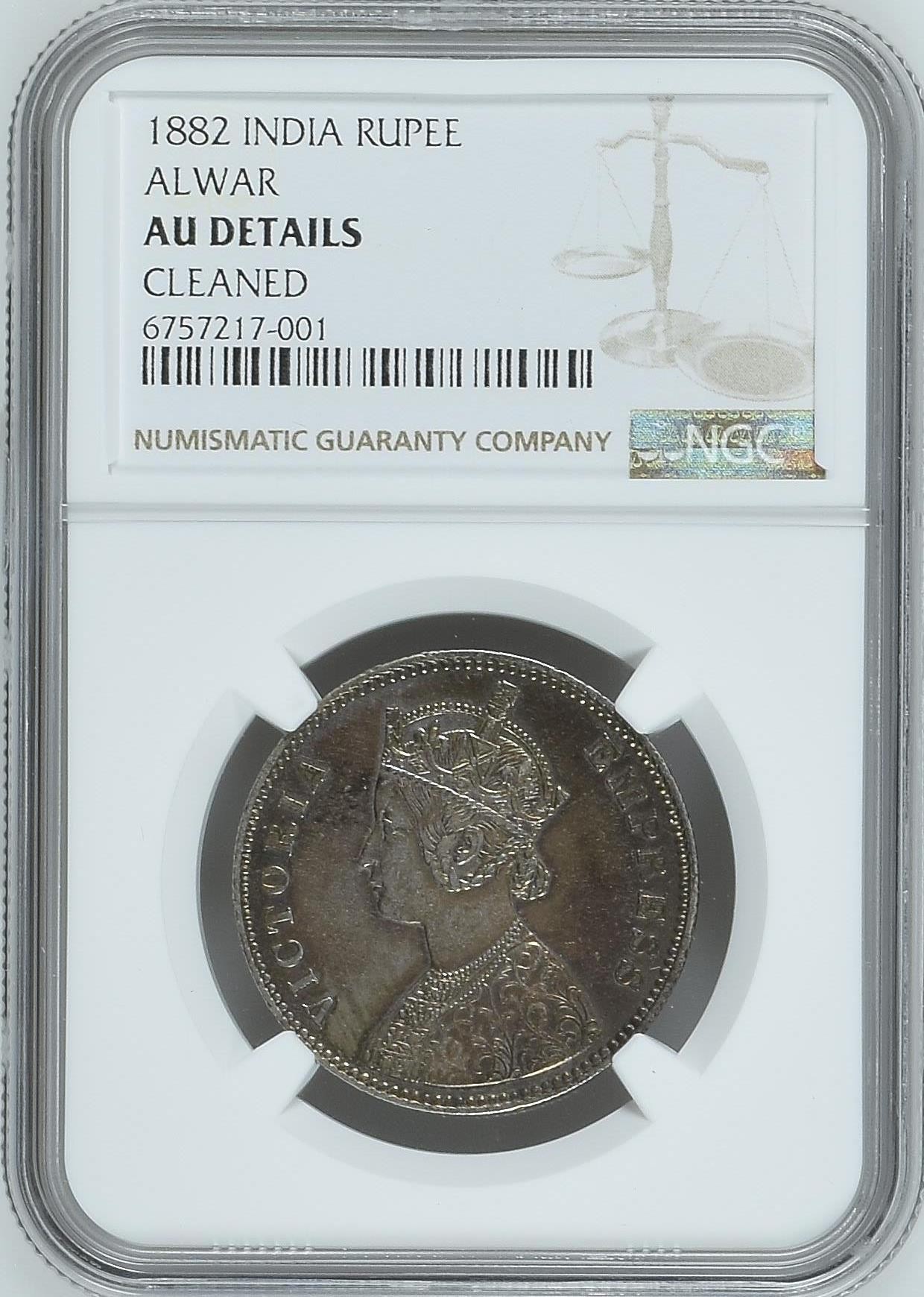 长老汇龙年精选第二场 1882 印度阿瓦尔邦维多利亚1卢比银币，NGC AUC，五彩包浆