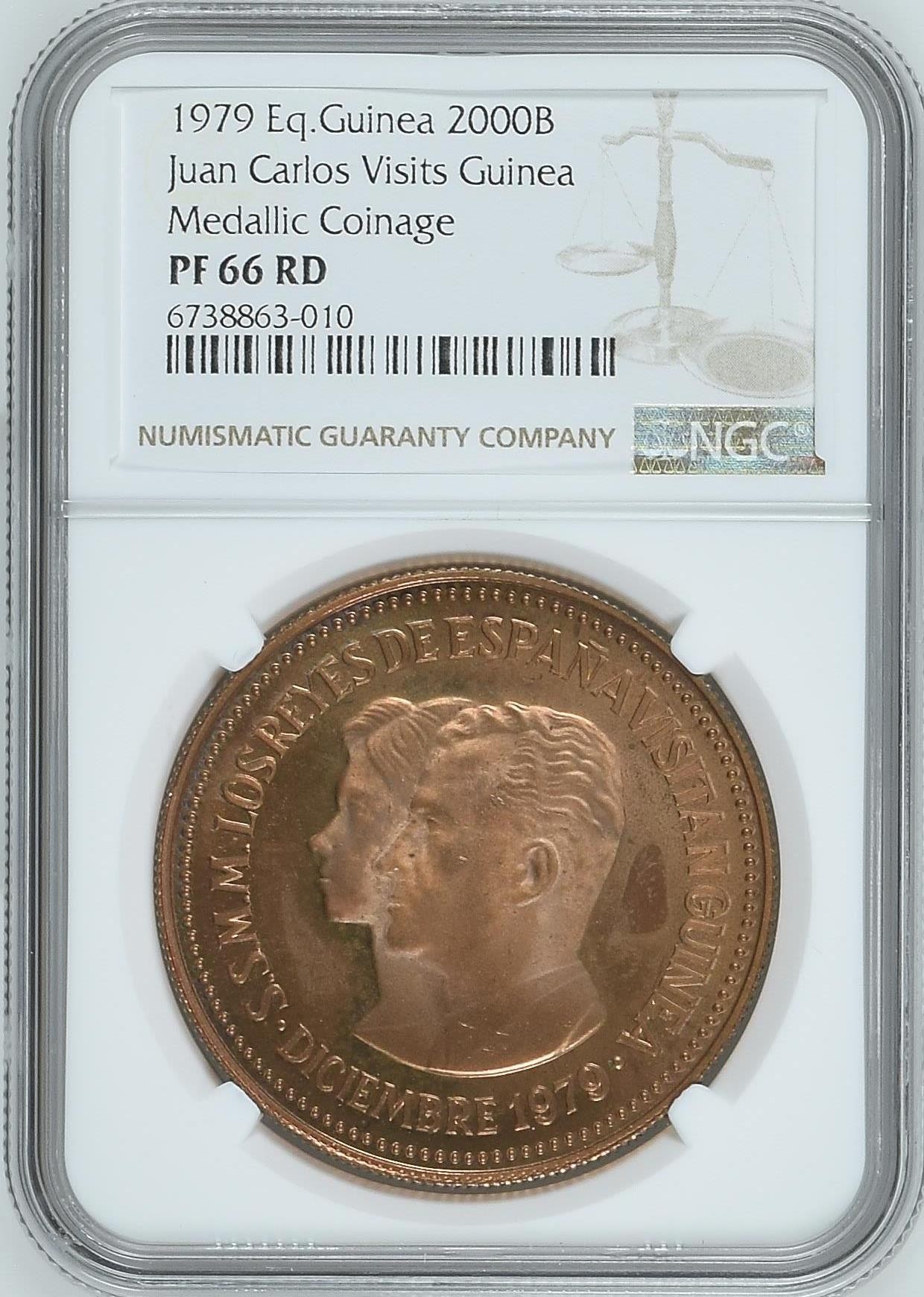 长老汇龙年精选第二场 1979 赤道几内亚西班牙卡洛斯一世和索菲亚王后访问2000B精制铜样币，NGC PF66RD，唯一冠军分