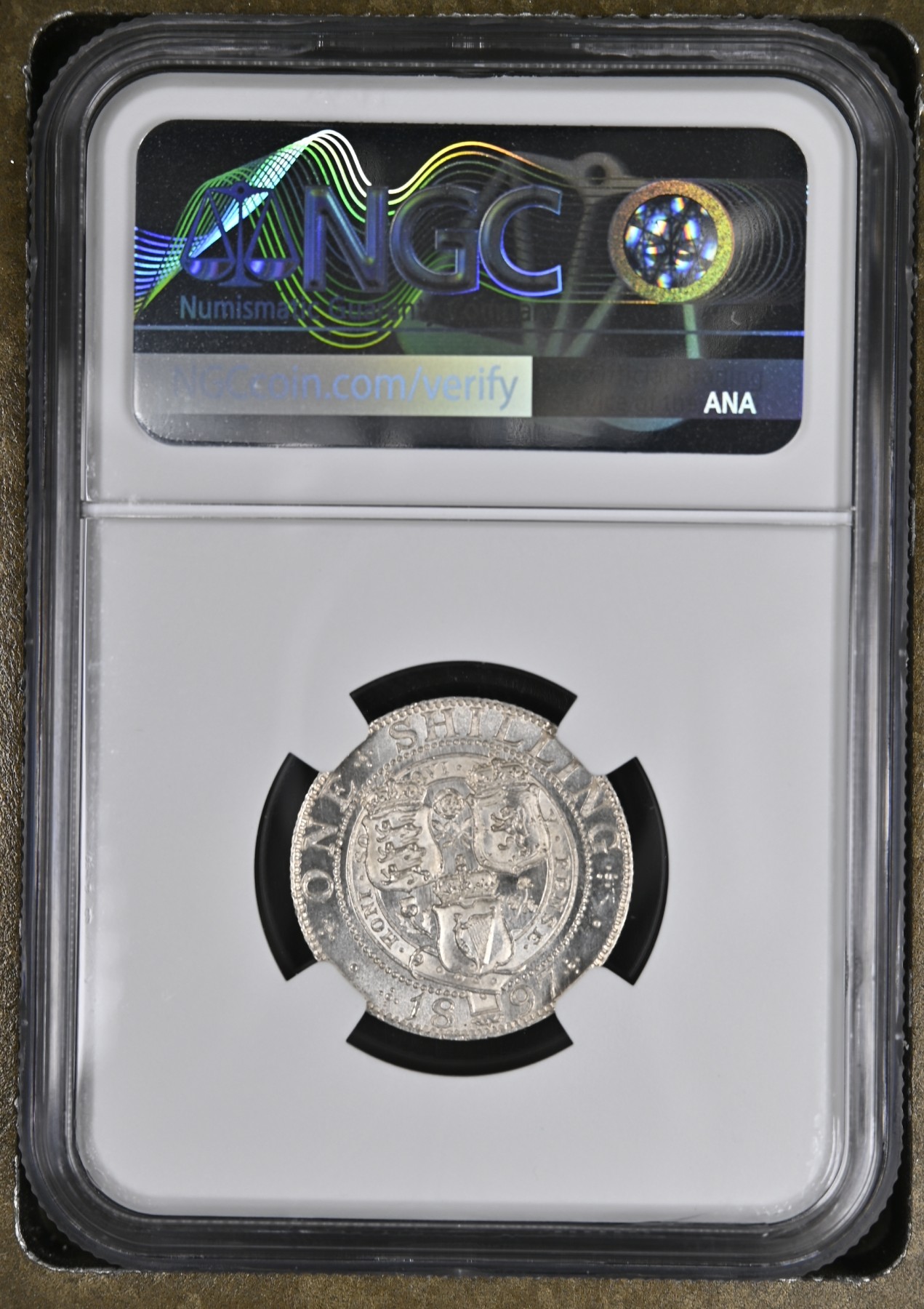 长老汇龙年精选第二场 1897 英国维多利亚1先令银币，NGC MS65分，更高分仅有10枚，无国界医生义卖标