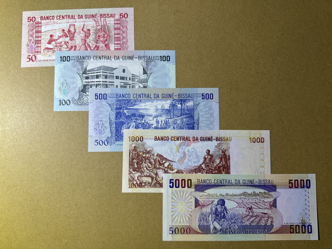 《张总收藏》140期-外币精品荟萃 几内亚比绍50-5000比索5张 UNC 1990年版本