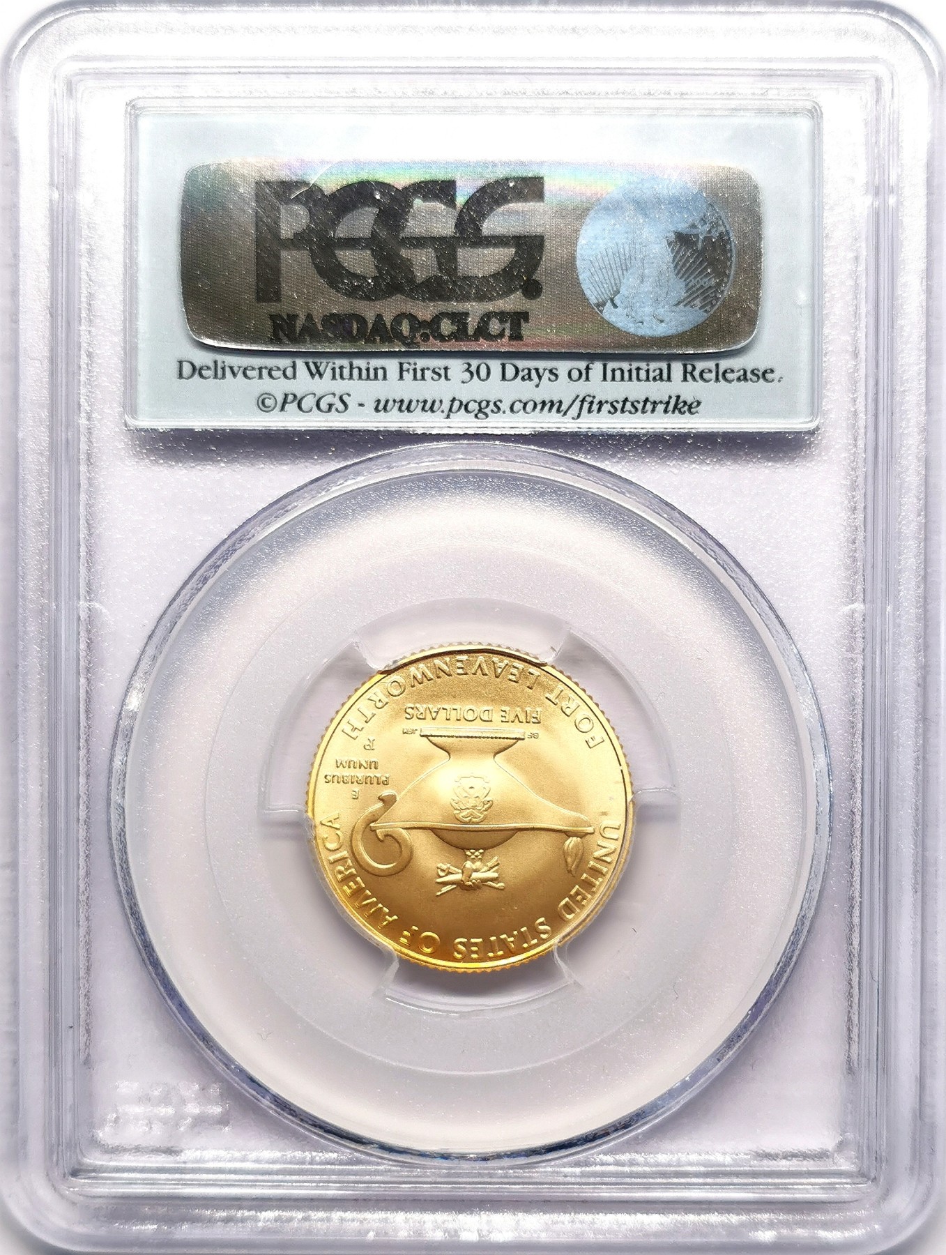 凡希社世界钱币微拍第二百六十二期 2013美国五星上将麦克阿瑟纪念5元金币PCGS-MS69初铸币！8.36g，900金