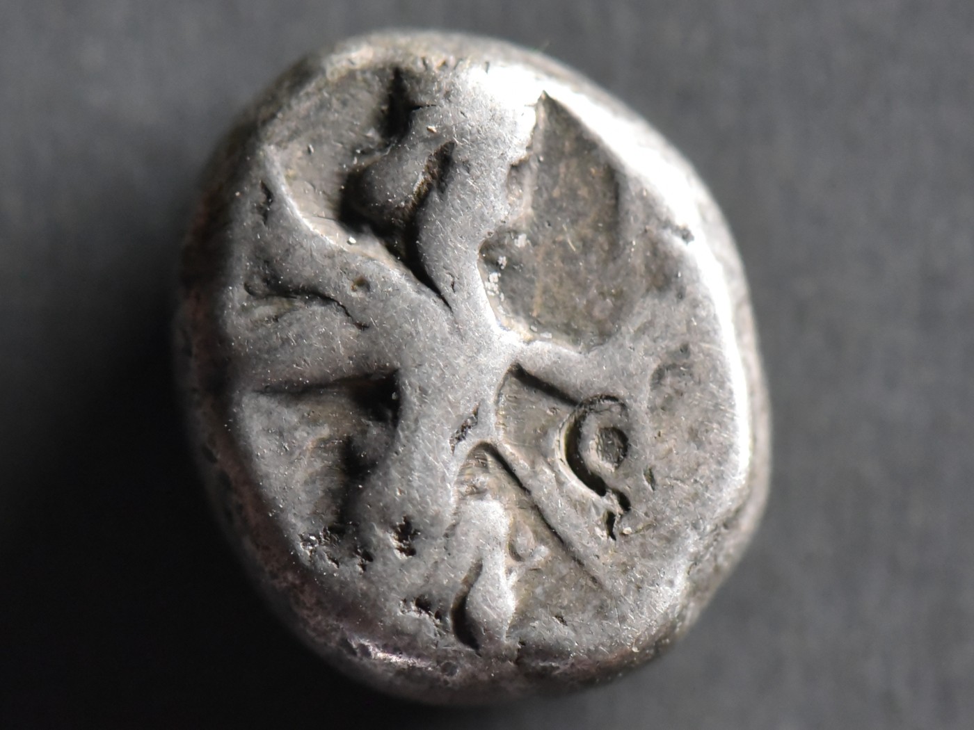 【良泉藏泉】第七期，打制币 丝路币专场 公元前5世纪【古波斯】阿契美尼德帝国，西格勒斯银币。