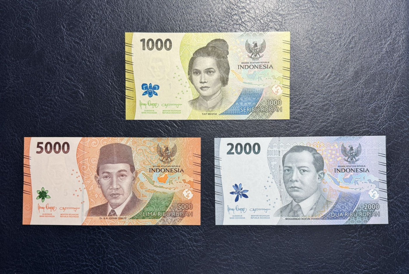 收藏联盟Quantum Auction 第329期拍卖  印度尼西亚2022年1000-100000卢比首发AAA冠一套 品相全新UNC