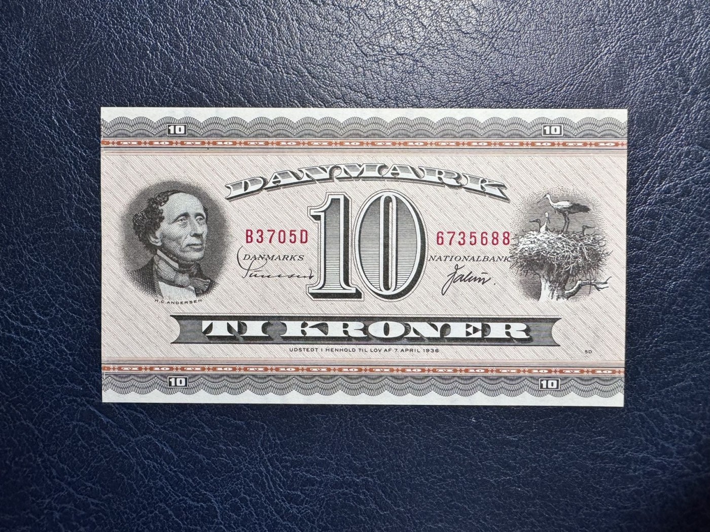 收藏联盟Quantum Auction 第329期拍卖  丹麦1970年10克朗 品相全新UNC 号码无4尾88 童话大师安徒生