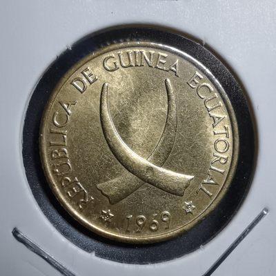 沼泽如烟--第288场 - 赤道几内亚1969年1比塞塔