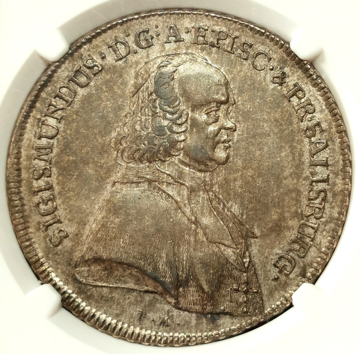 凡希社世界钱币微拍第二百六十二期 1757萨尔茨堡亲王大主教西吉斯蒙德泰勒大银NGC-AU58，一年型，书价是后期希罗尼穆斯的两倍！深五彩底光可见，全深打细节锐利，背面描绘的圣鲁伯特形象极为传神。