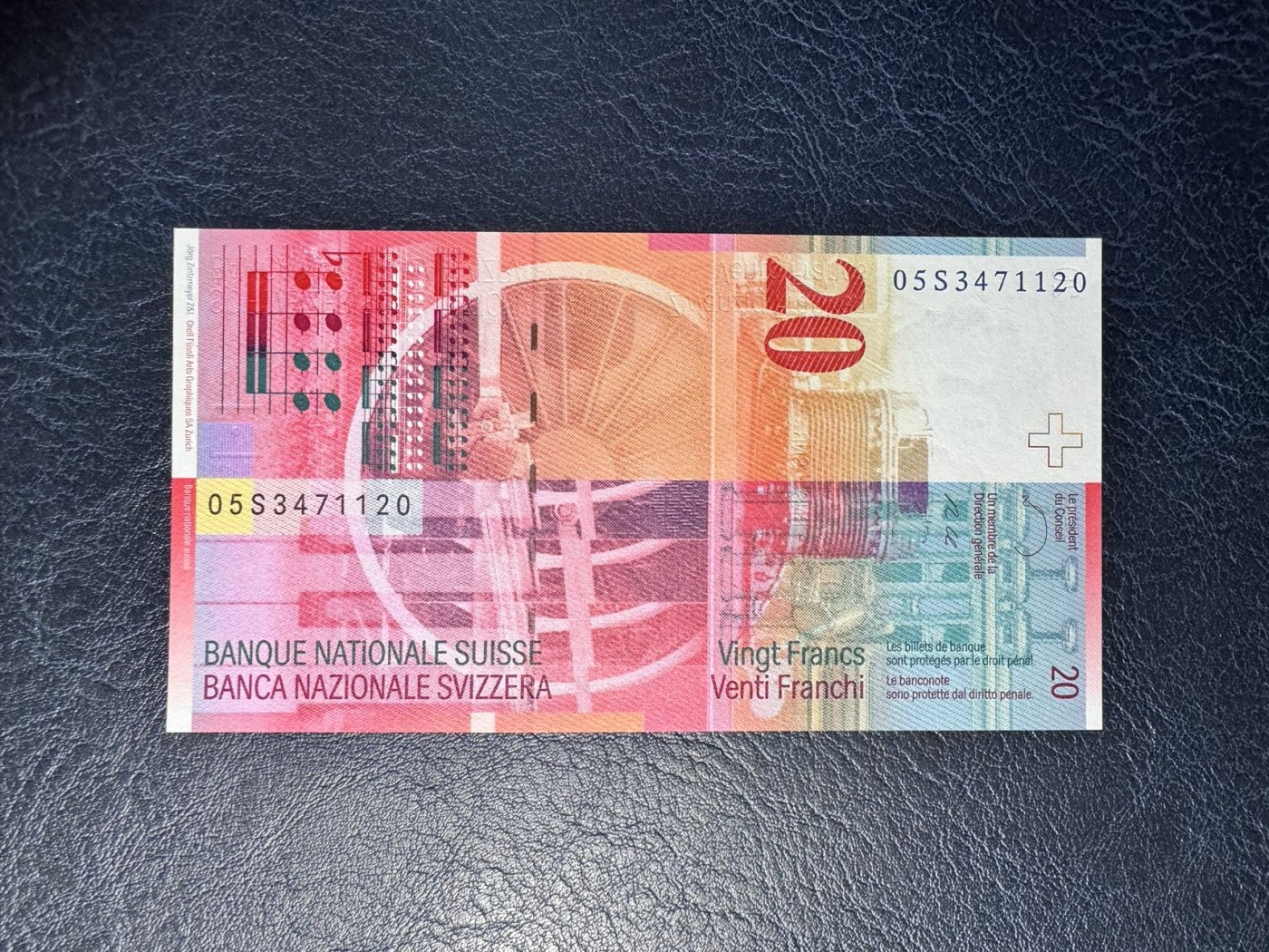 收藏联盟Quantum Auction 第329期拍卖  瑞士2005年20法郎 品相全新UNC