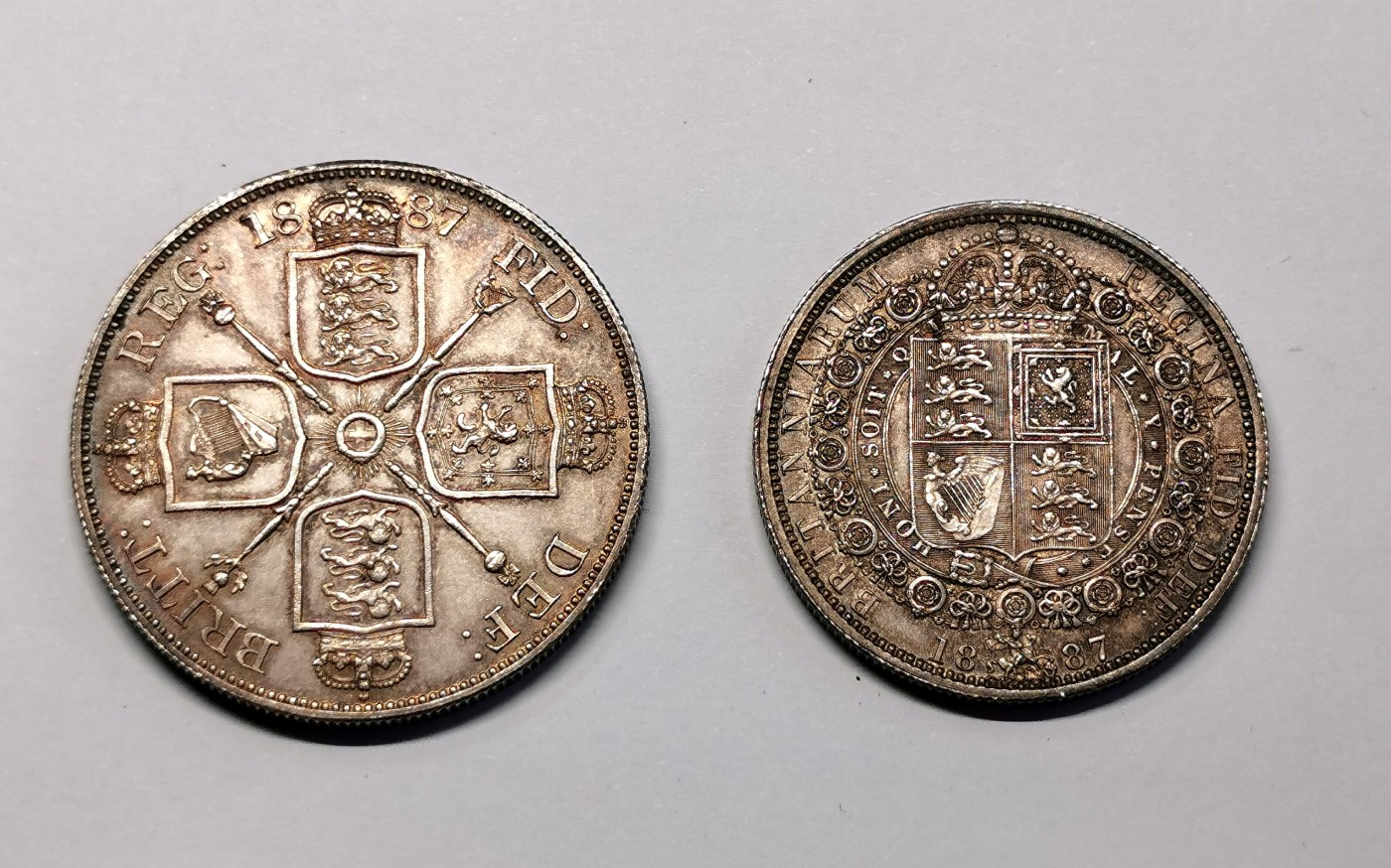 凡希社世界钱币微拍第二百六十二期 1887英国老维高冠加冕纪念流通版七枚套AU-UNC附皮质绒盒！