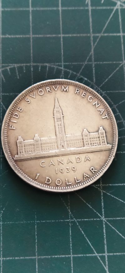 外国硬币初藏2024年第5场 - 加拿大1元银币1939年。原光