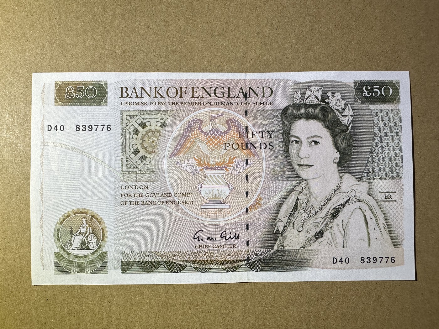 《张总收藏》140期-外币精品荟萃 英格兰50镑 UNC D序列女王 边缘轻微荧光