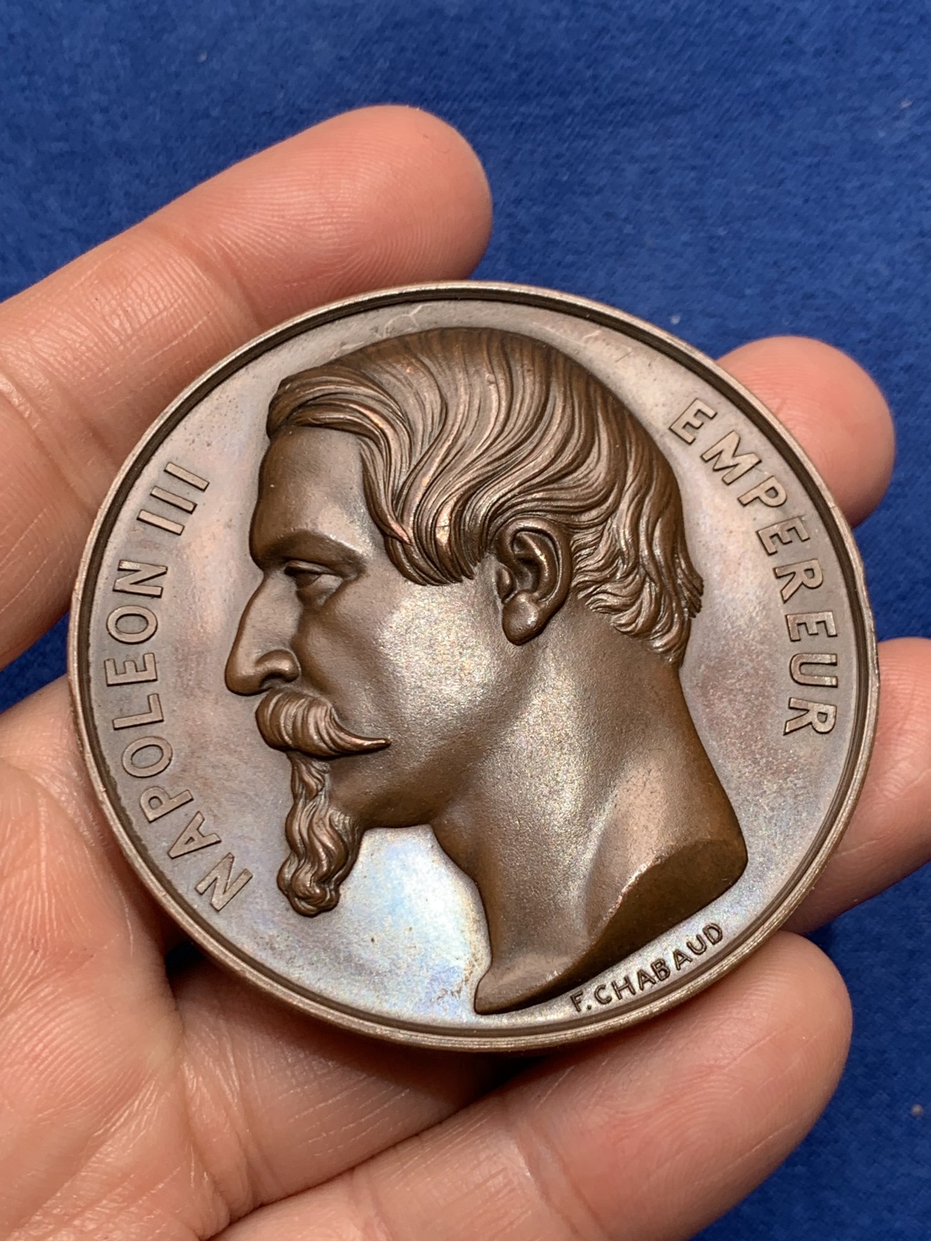 《竞宝斋》第245场-周日，周一 ，周二3场连拍 (全场包邮) 1854年法兰西第二帝国拿破仑三世大铜章 霍乱题材 直径56.5mm 重量98.86克 底板无比丝滑 难得一见！