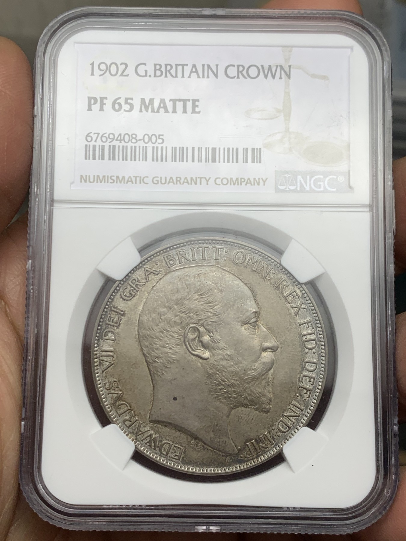 《竞宝斋》第245场-周日，周一 ，周二3场连拍 (全场包邮) NGC-PF65 英国1902年爱七精制马剑克朗 百年英伦木炭包浆 最高也就66分了 顶级到头品相