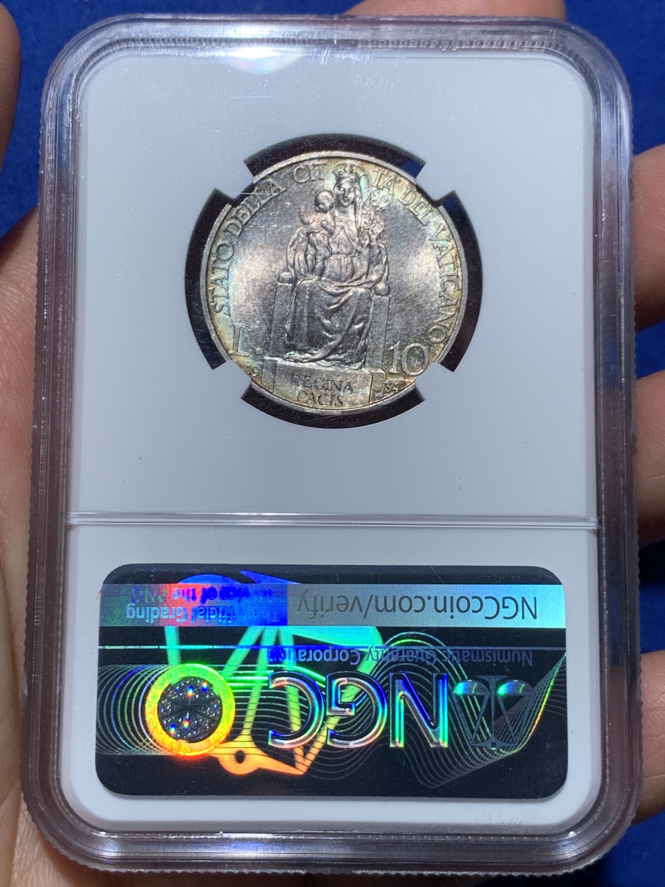 《竞宝斋》第245场-周日，周一 ，周二3场连拍 (全场包邮) NGC MS65 梵蒂冈1934年10里拉，顶级五彩车轮光