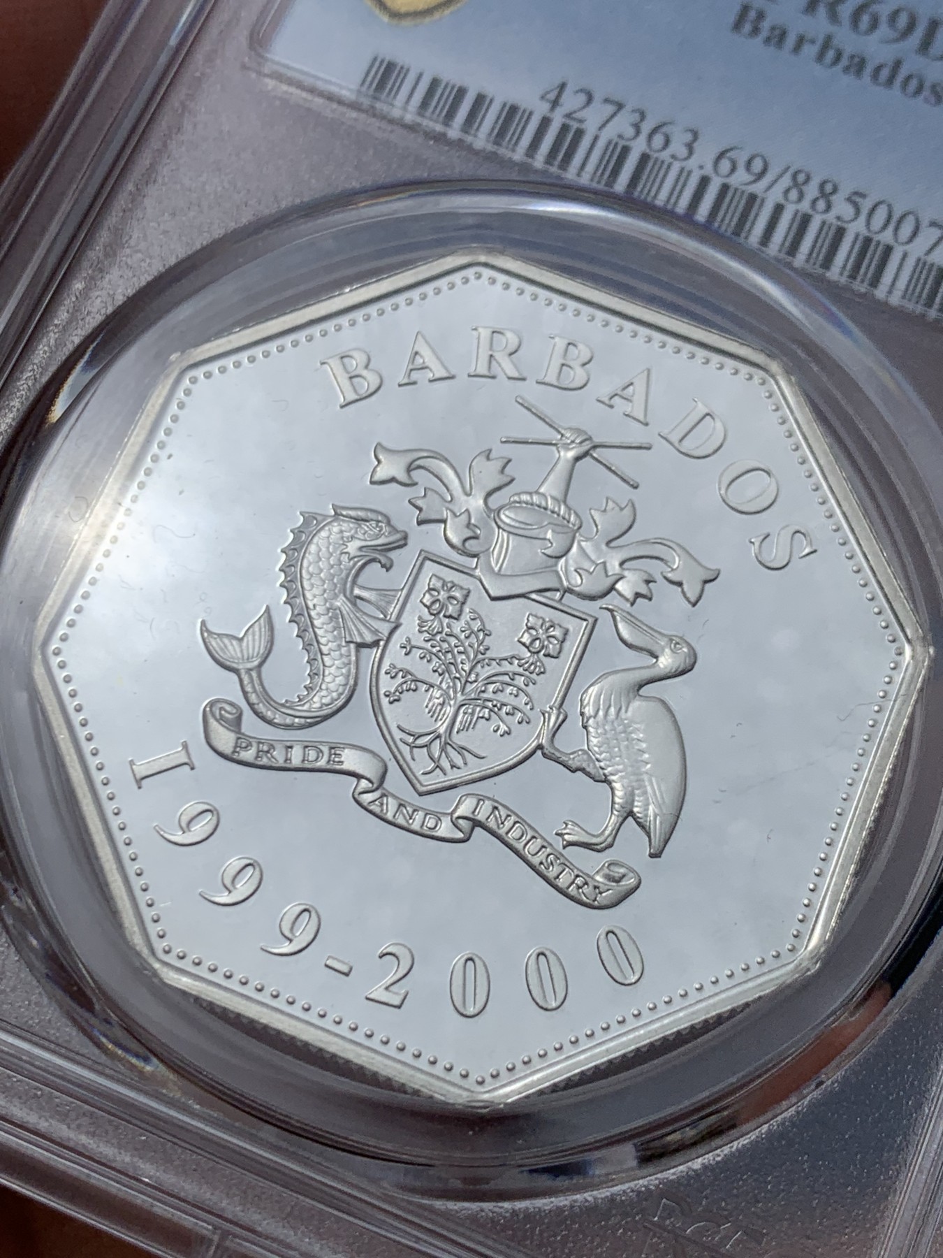 《竞宝斋》第245场-周日，周一 ，周二3场连拍 (全场包邮) PCGS金盾 PR69DCAM 巴巴多斯1999-2000年5元千禧年纪念精制大银币，唯一冠军分