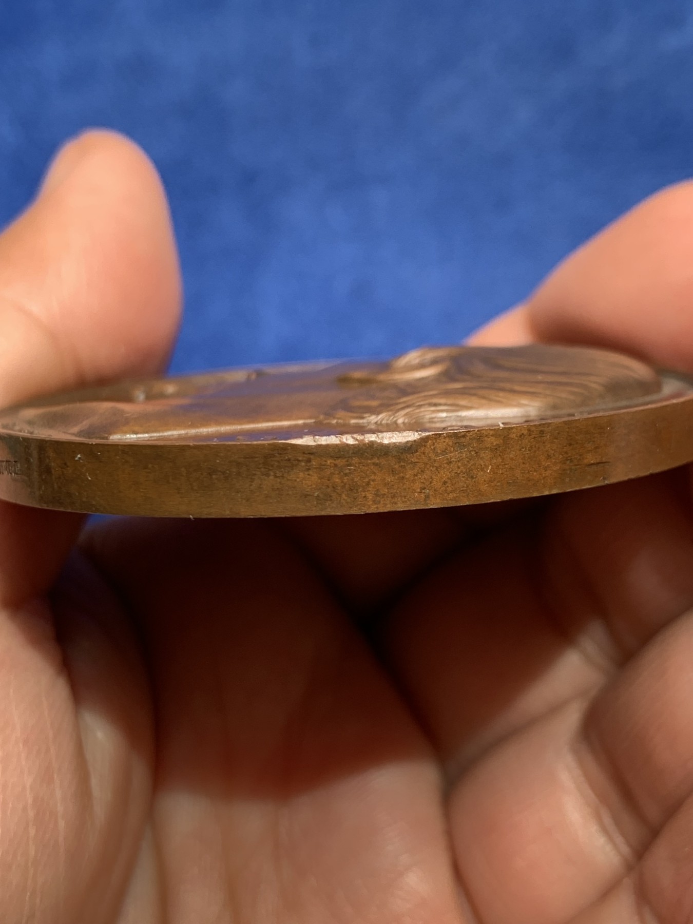 《竞宝斋》第245场-周日，周一 ，周二3场连拍 (全场包邮) 1854年法兰西第二帝国拿破仑三世大铜章 霍乱题材 直径56.5mm 重量98.86克 底板无比丝滑 难得一见！