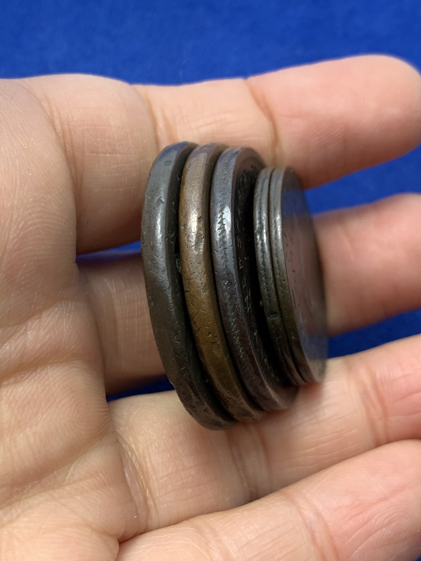 《竞宝斋》第245场-周日，周一 ，周二3场连拍 (全场包邮) 5枚一组 英国18-19世纪加盖代用币，都加盖在乔三1便士和半便士上（其中两枚币胚为车轮1便士），历史的见证，很有趣的一组