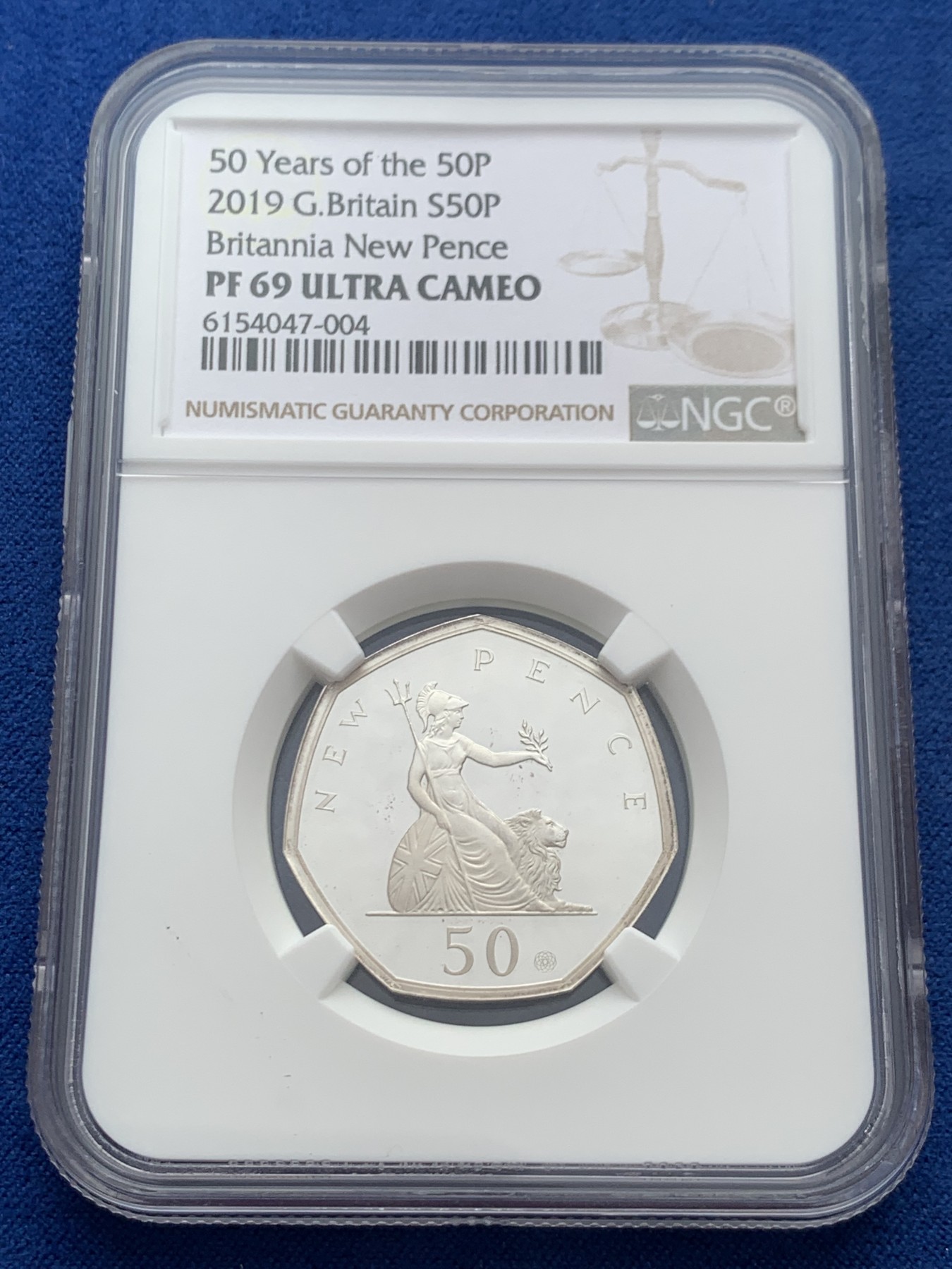 《竞宝斋》第245场-周日，周一 ，周二3场连拍 (全场包邮) NGC-PF69UC 英国 2019年 50便士 纪念50便士发行50周年 银币（最后一枚坐姿不列颠女神便士，原盒带证书）