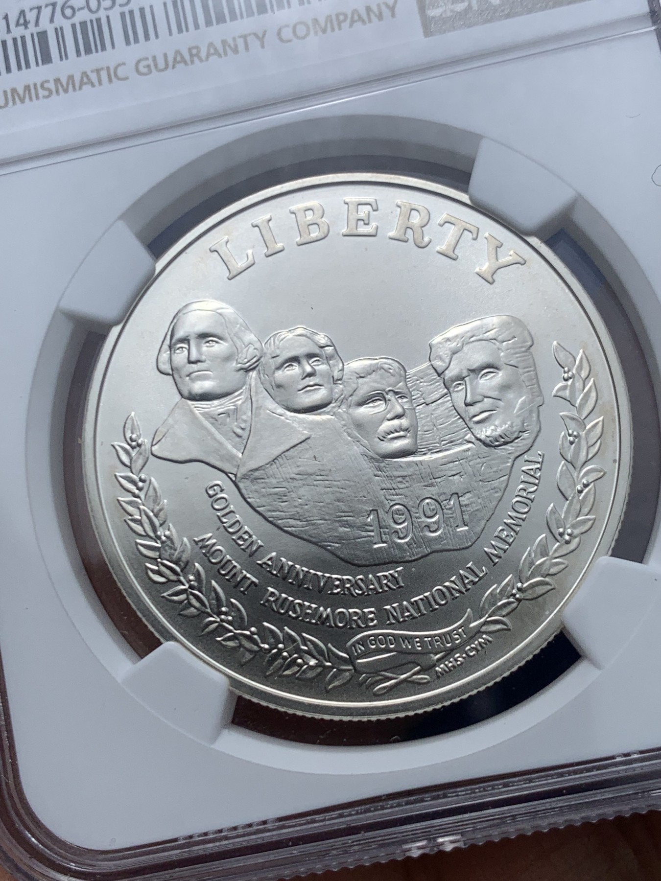 《竞宝斋》第245场-周日，周一 ，周二3场连拍 (全场包邮) NGC MS69 美国1991年P版总统山1美元大银币