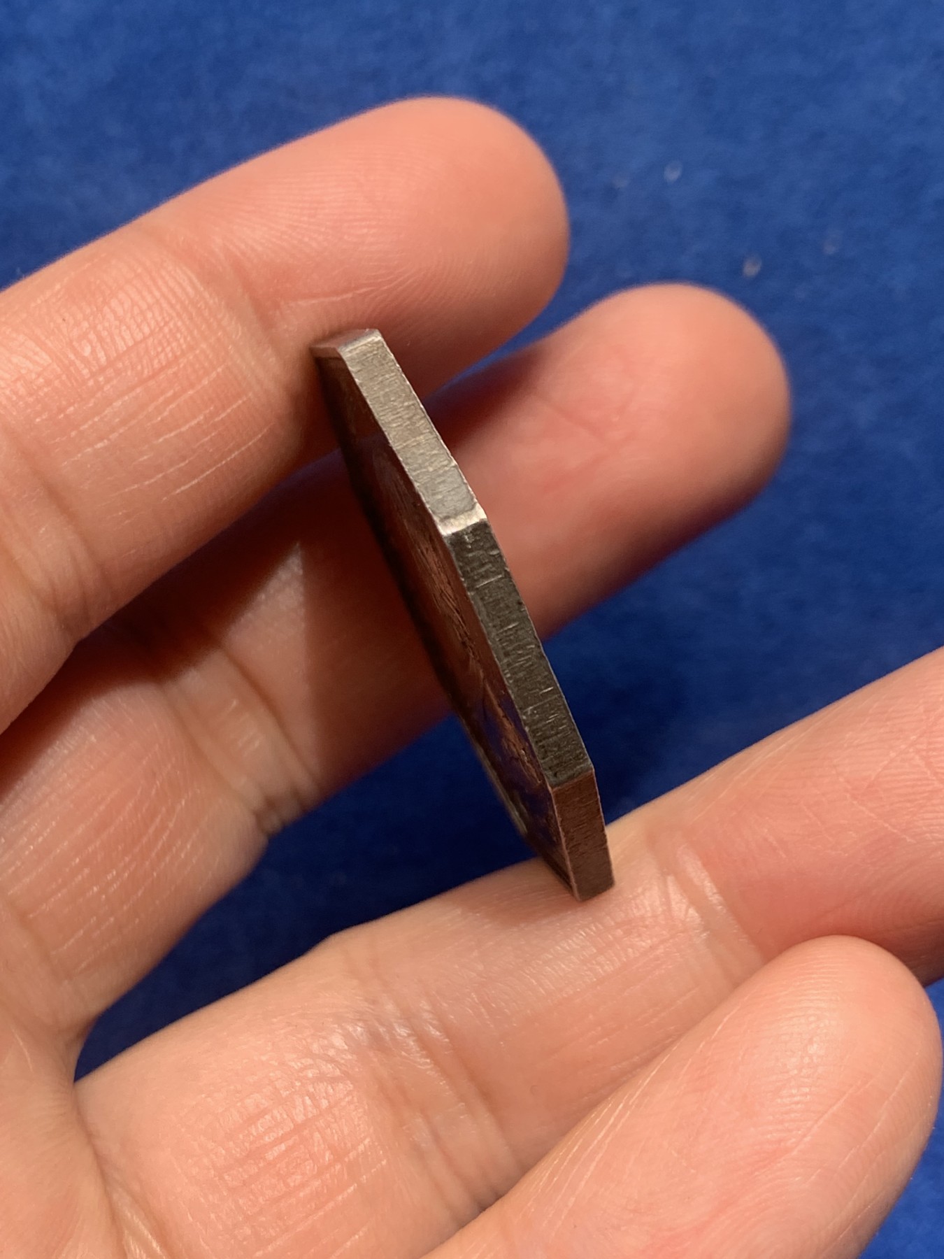 《竞宝斋》第245场-周日，周一 ，周二3场连拍 (全场包邮) 法国伐木协会八角银质代币，15.07g，33.2mm，早期无边铭