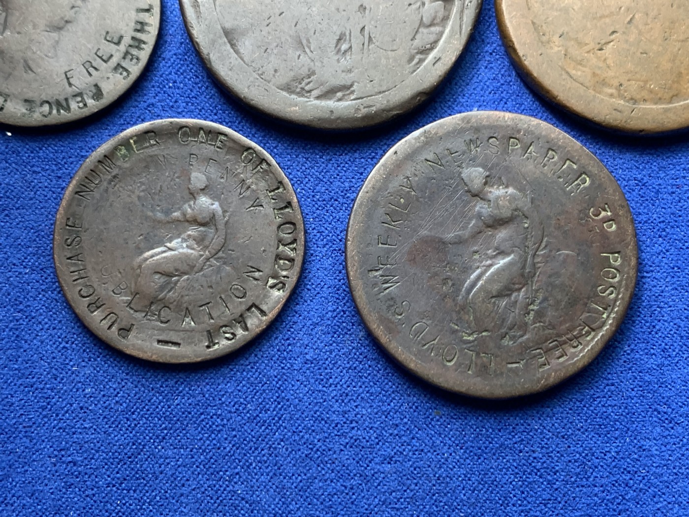 《竞宝斋》第245场-周日，周一 ，周二3场连拍 (全场包邮) 5枚一组 英国18-19世纪加盖代用币，都加盖在乔三1便士和半便士上（其中两枚币胚为车轮1便士），历史的见证，很有趣的一组