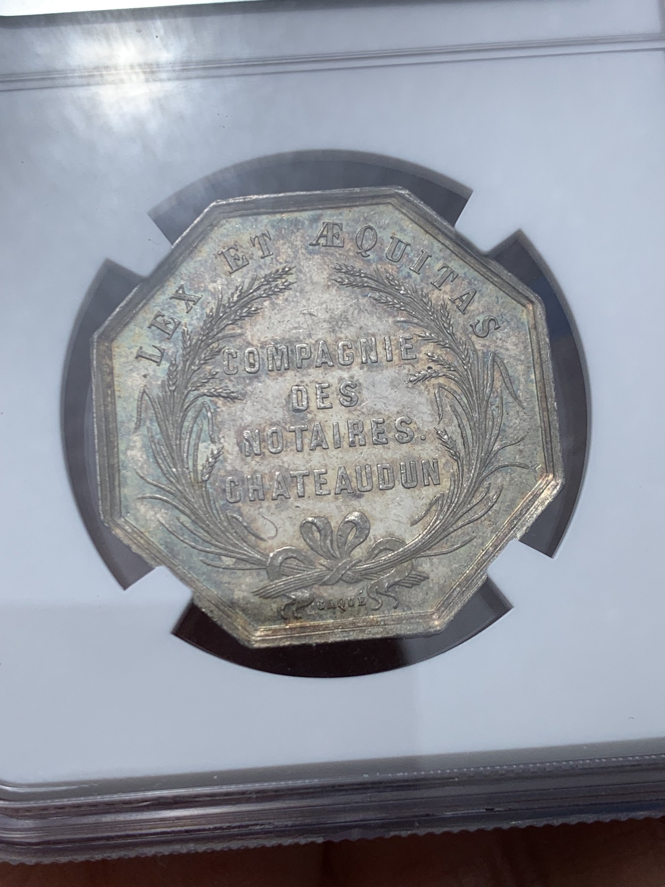 《竞宝斋》第245场-周日，周一 ，周二3场连拍 (全场包邮) NGC-MS63 法国1860-1879拿破仑三世头像八角银制代币，卢瓦尔沙托公证人。蜜蜂边铭，早期年份，彩浆好状态。经典拿三头像，63收藏级分数