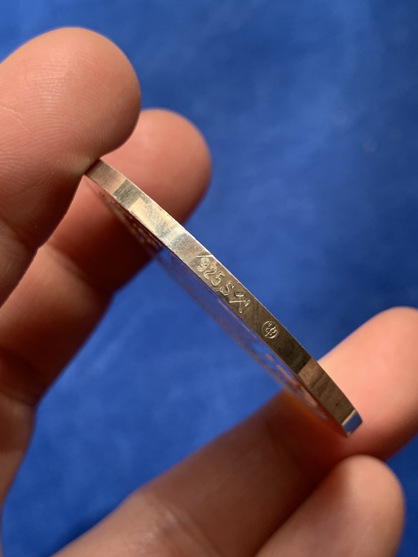 《竞宝斋》第245场-周日，周一 ，周二3场连拍 (全场包邮) 荷兰 威廉三世国王头像大银章 925银 45mm 33.3克