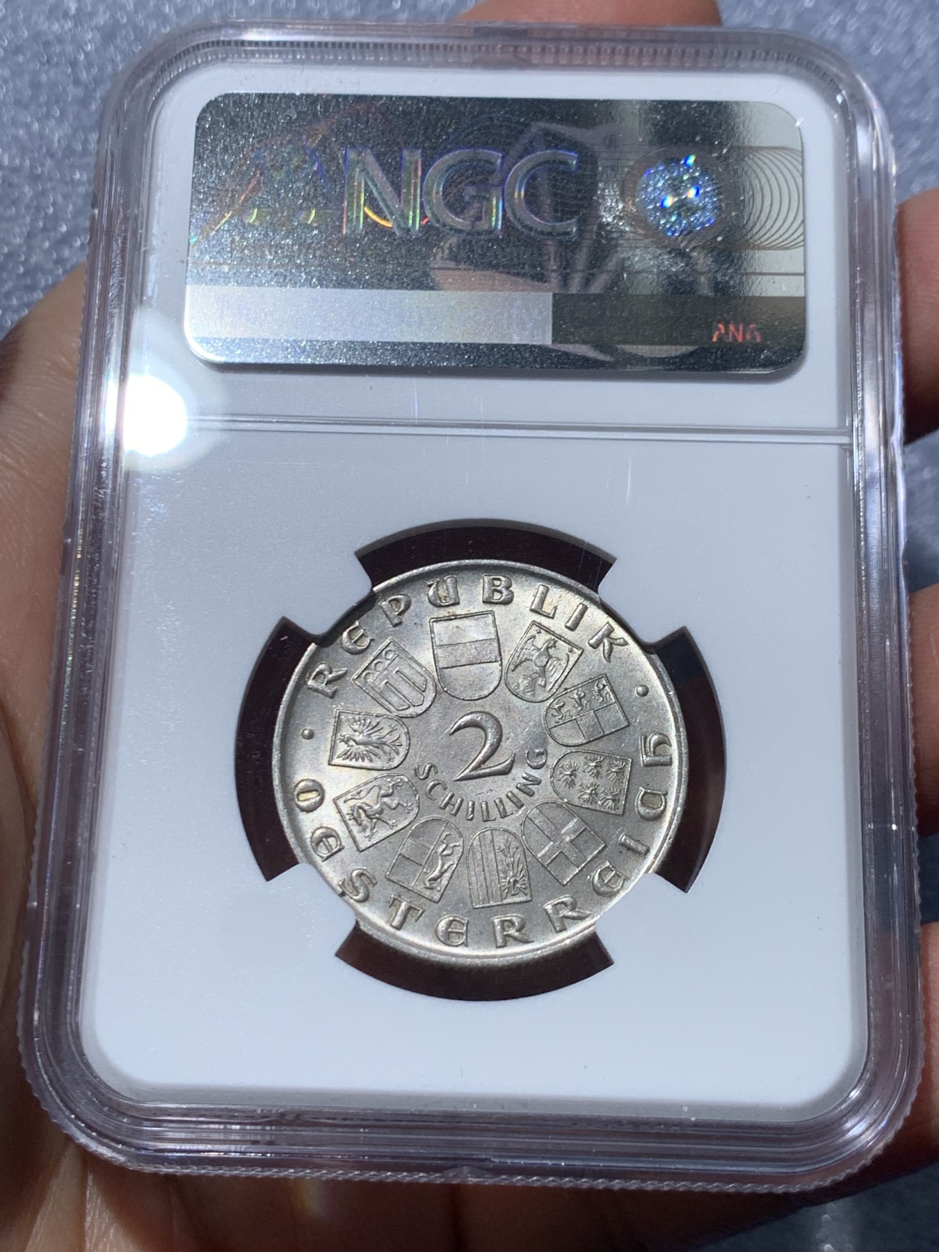 《竞宝斋》第245场-周日，周一 ，周二3场连拍 (全场包邮) NGC MS64 奥地利1930年诗人福格尔逝世700周年2先令银币