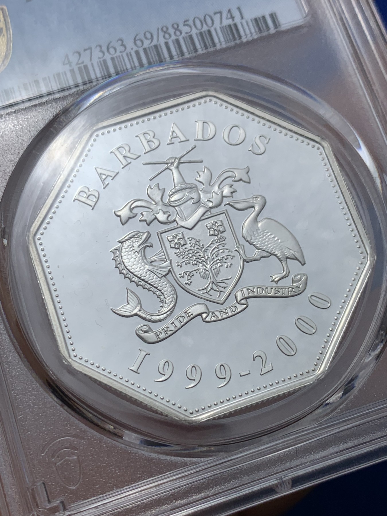 《竞宝斋》第245场-周日，周一 ，周二3场连拍 (全场包邮) PCGS金盾 PR69DCAM 巴巴多斯1999-2000年5元千禧年纪念精制大银币，唯一冠军分