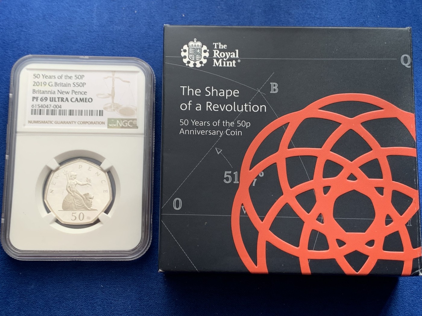 《竞宝斋》第245场-周日，周一 ，周二3场连拍 (全场包邮) NGC-PF69UC 英国 2019年 50便士 纪念50便士发行50周年 银币（最后一枚坐姿不列颠女神便士，原盒带证书）