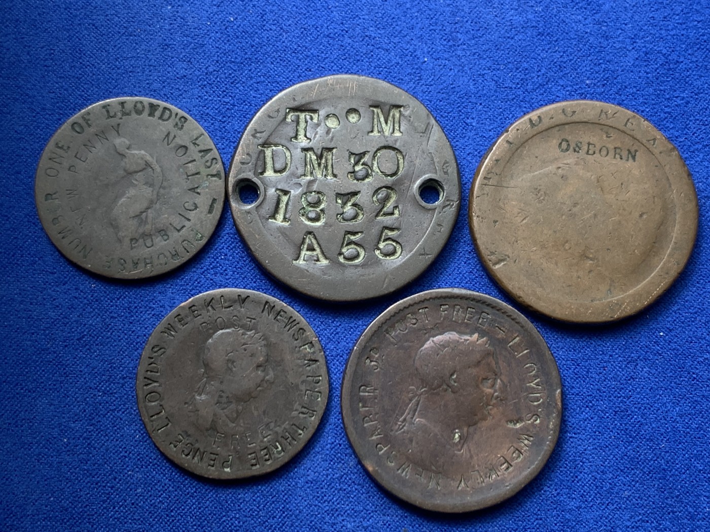 《竞宝斋》第245场-周日，周一 ，周二3场连拍 (全场包邮) 5枚一组 英国18-19世纪加盖代用币，都加盖在乔三1便士和半便士上（其中两枚币胚为车轮1便士），历史的见证，很有趣的一组