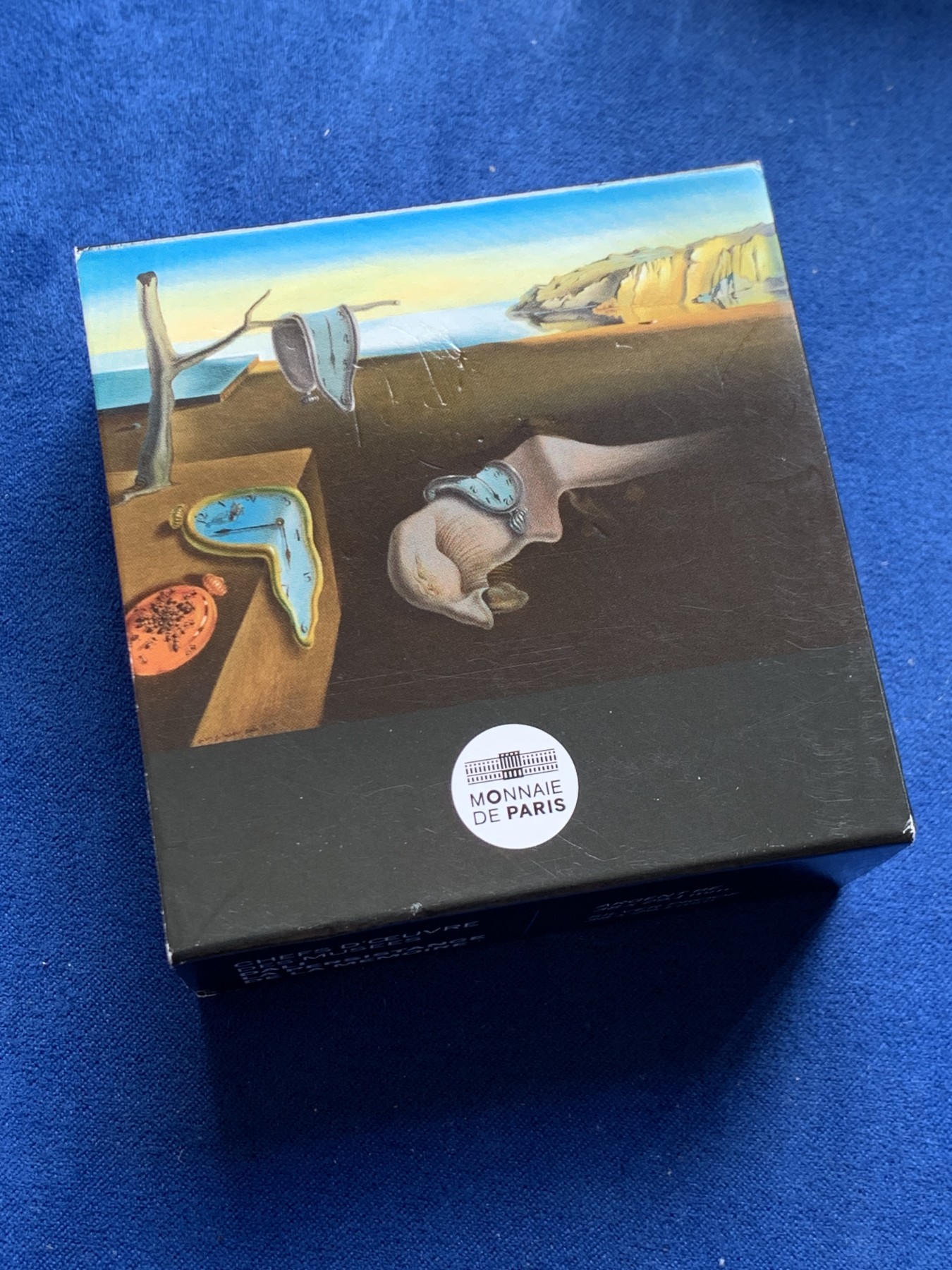 《竞宝斋》第245场-周日，周一 ，周二3场连拍 (全场包邮) 法国2021年发行印象派大师达利《记忆的永恒》-10欧精制币（限量3000枚，市价600元+） 礼盒装带证书 22.2克 38*29mm 900银